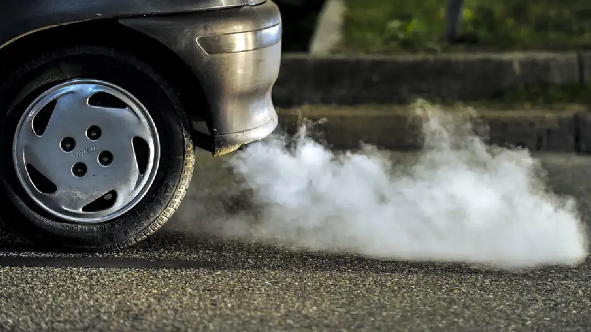 Why is my car burning oil? All you need to know “