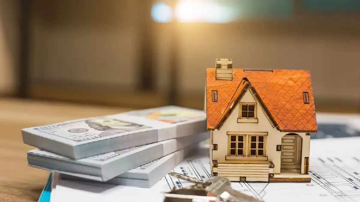 How can you finance the purchase and renovation of a home?